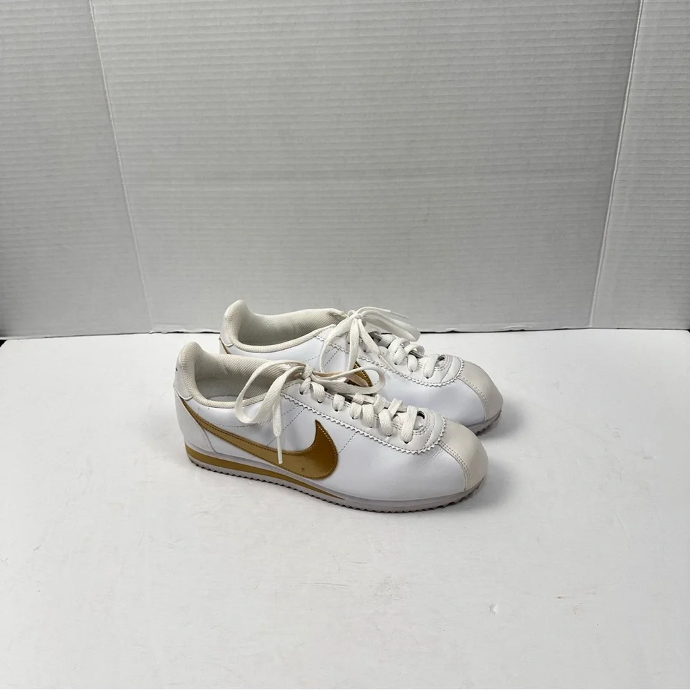 Nike Cortez Classic White and Gold‎ Sneakers Sz 8.5